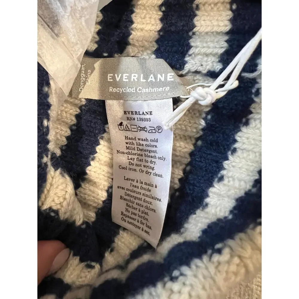 NWT Everlane Unisex The Cashmere Wool Beanie Hat Navy Cream Striped One Size
